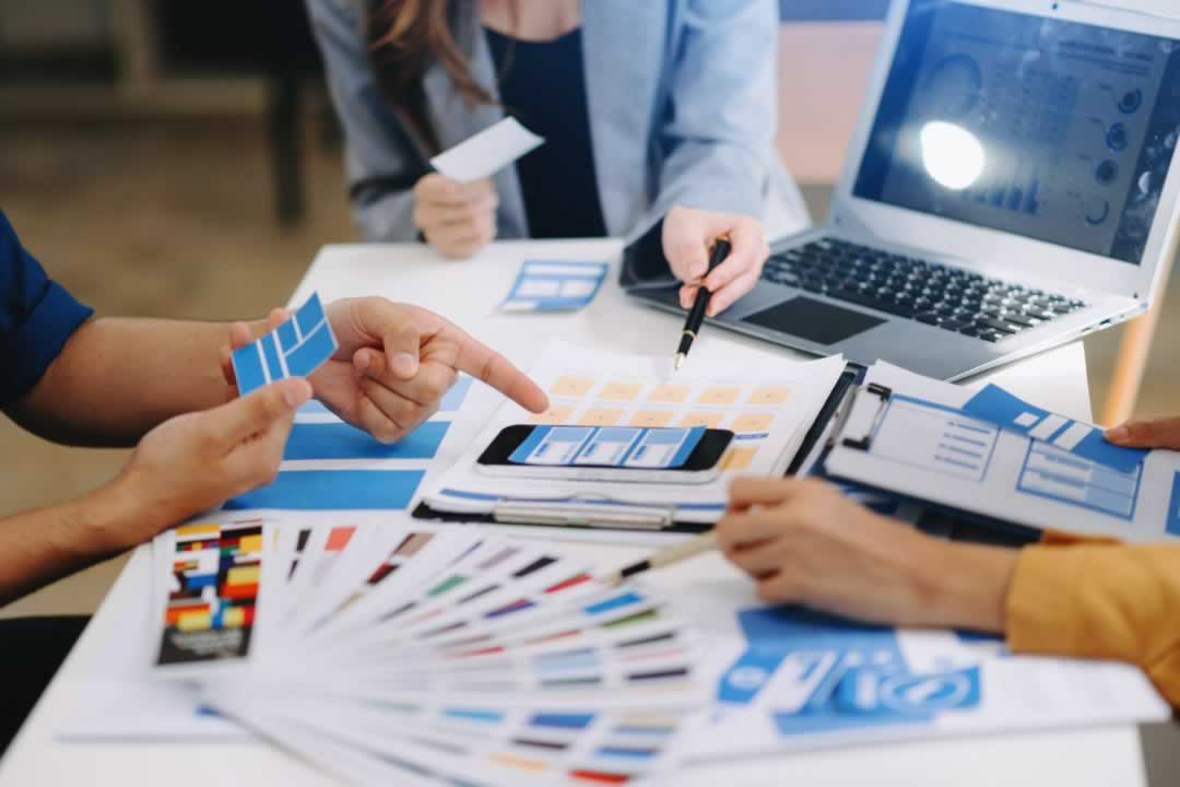 ChatGPT Prompts for Designing a Logo